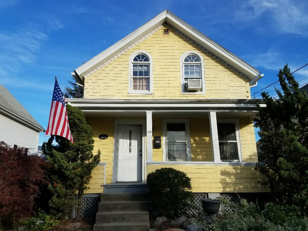 148 Bloomfield Street Pawtucket, RI 02861 - Photo 1 of 19 Gallery Image 1