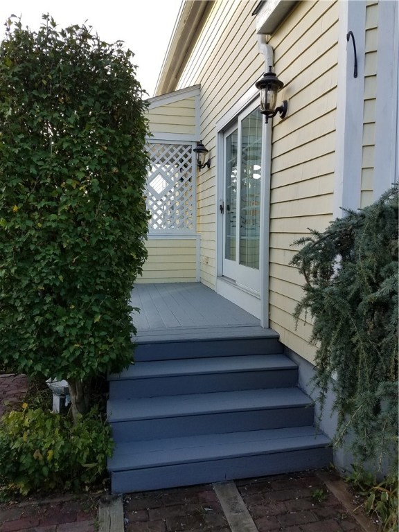 148 Bloomfield Street Pawtucket, RI 02861 - Photo 18 of 19 Gallery Image 18