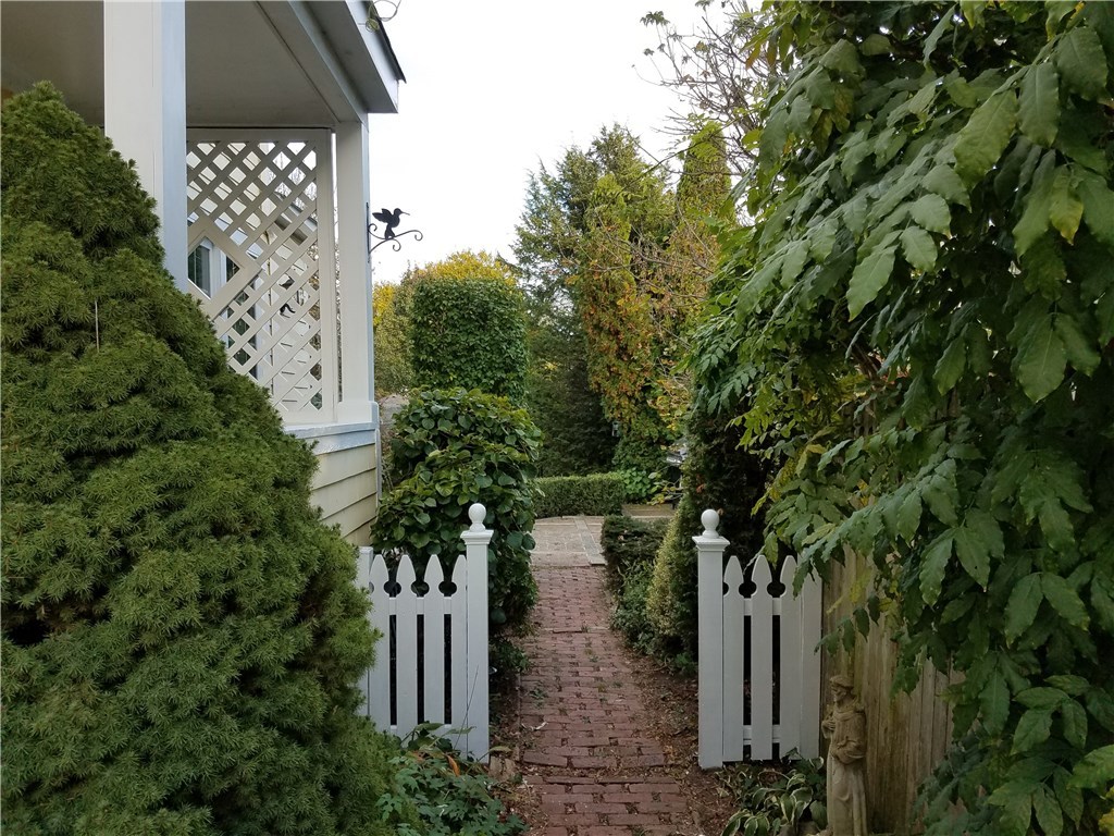 148 Bloomfield Street Pawtucket, RI 02861 - Photo 19 of 19 Gallery Image 19