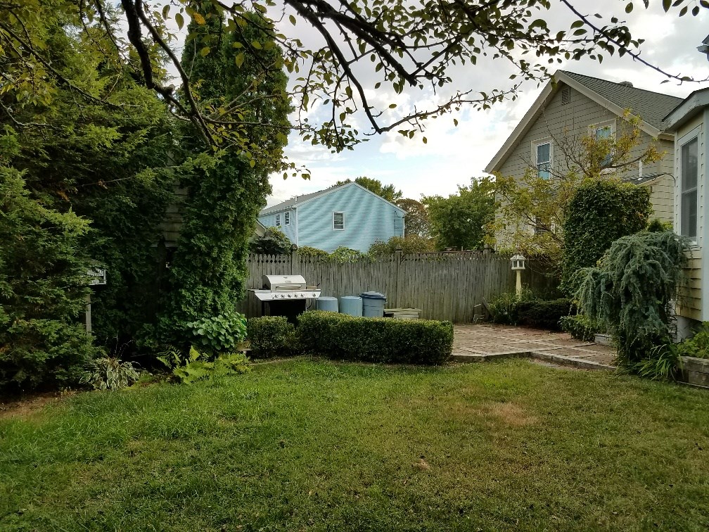 148 Bloomfield Street Pawtucket, RI 02861 - Photo 2 of 19 Gallery Image 2