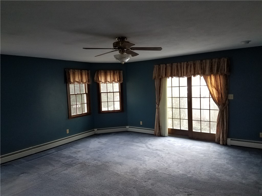 148 Bloomfield Street Pawtucket, RI 02861 - Photo 5 of 19 Gallery Image 5