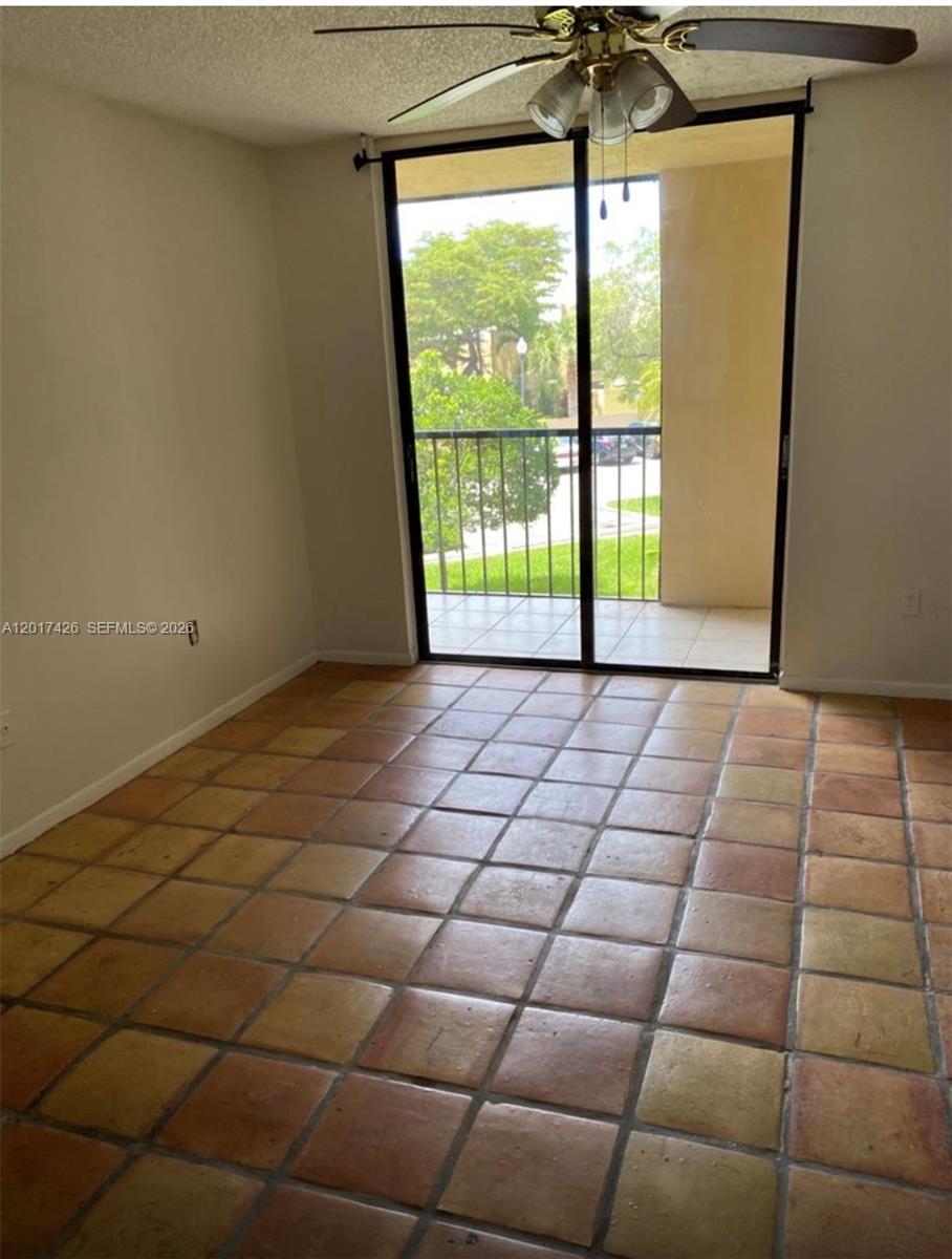8035 Southwest 107th Avenue, Unit 203 Miami, FL 33173 - Photo 2 of 7