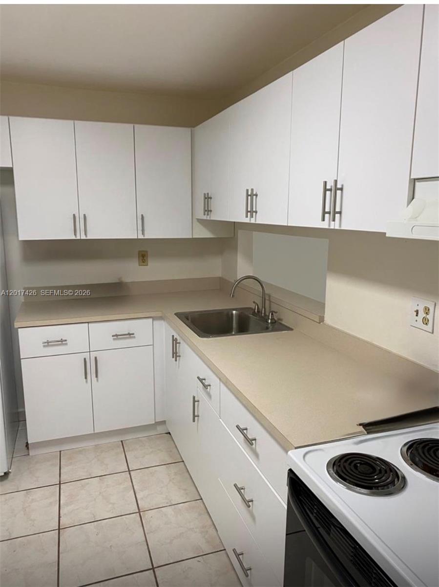 8035 Southwest 107th Avenue, Unit 203 Miami, FL 33173 - Photo 5 of 7