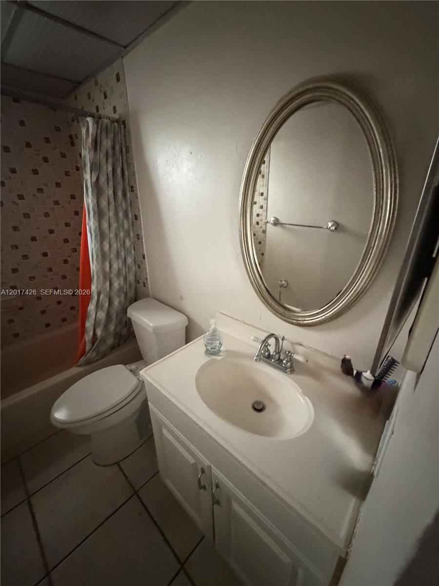 8035 Southwest 107th Avenue, Unit 203 Miami, FL 33173 - Photo 7 of 7