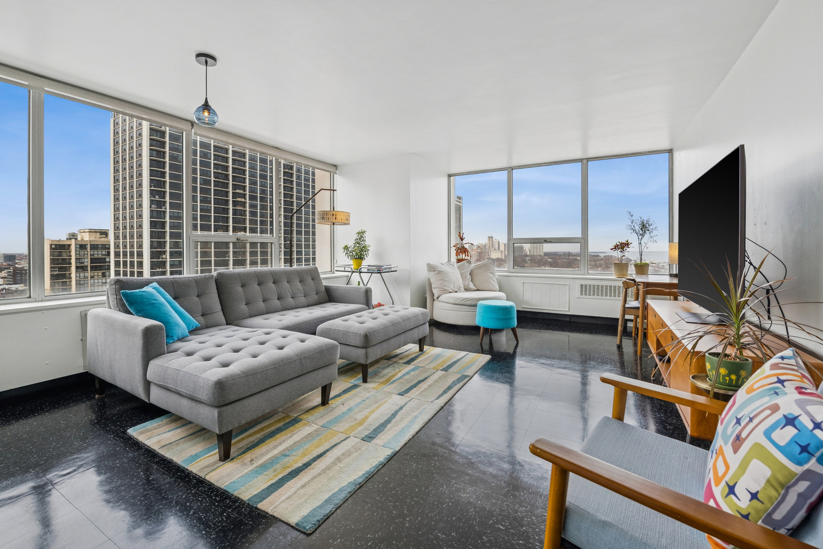 70 West Burton Place, Unit 2001F Chicago, IL 60610 - Photo 6 of 22