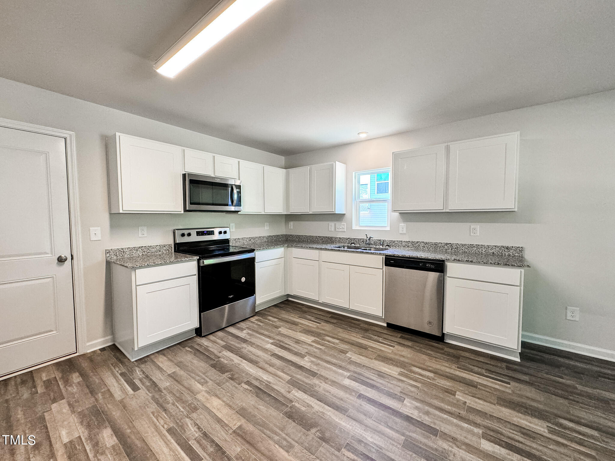 378 East Waycliff Road Henderson, NC 27537 - Photo 11 of 23 6