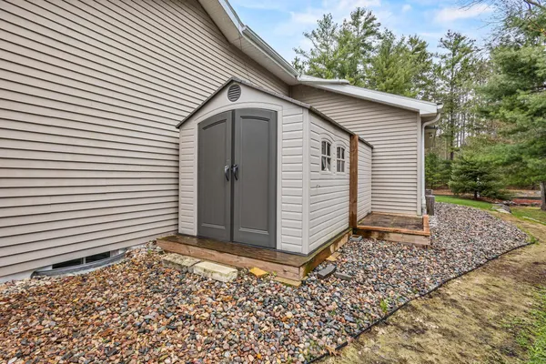 $479,900 | 4775 Pine Ridge Trail, Abrams, WI 54101