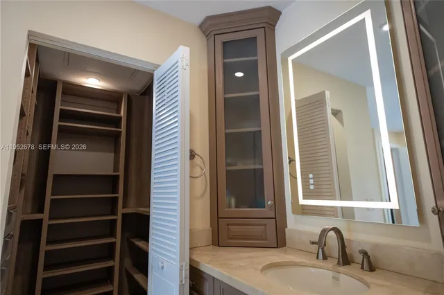 $4,100 | 13565 Southwest 116th Terrace, Miami, FL 33186