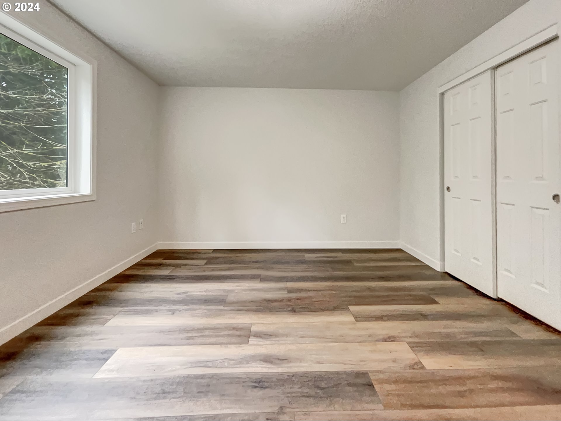 2933 South Cedar Ridge Drive Ridgefield, WA 98642 - Photo 12 of 21 a view of wooden floor