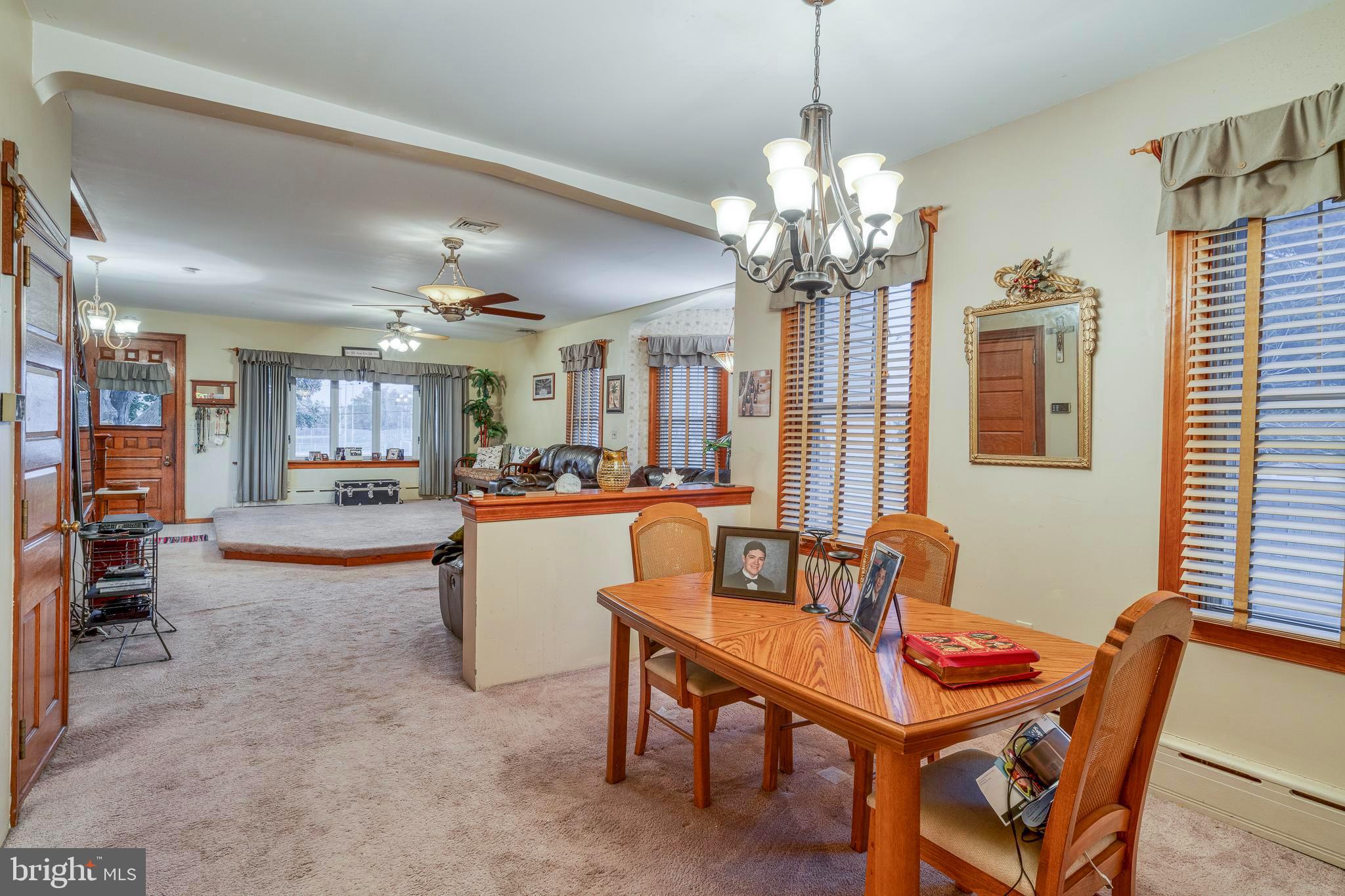 3332 Welsh Road Philadelphia, PA 19136 - Photo 11 of 49 Dining Room