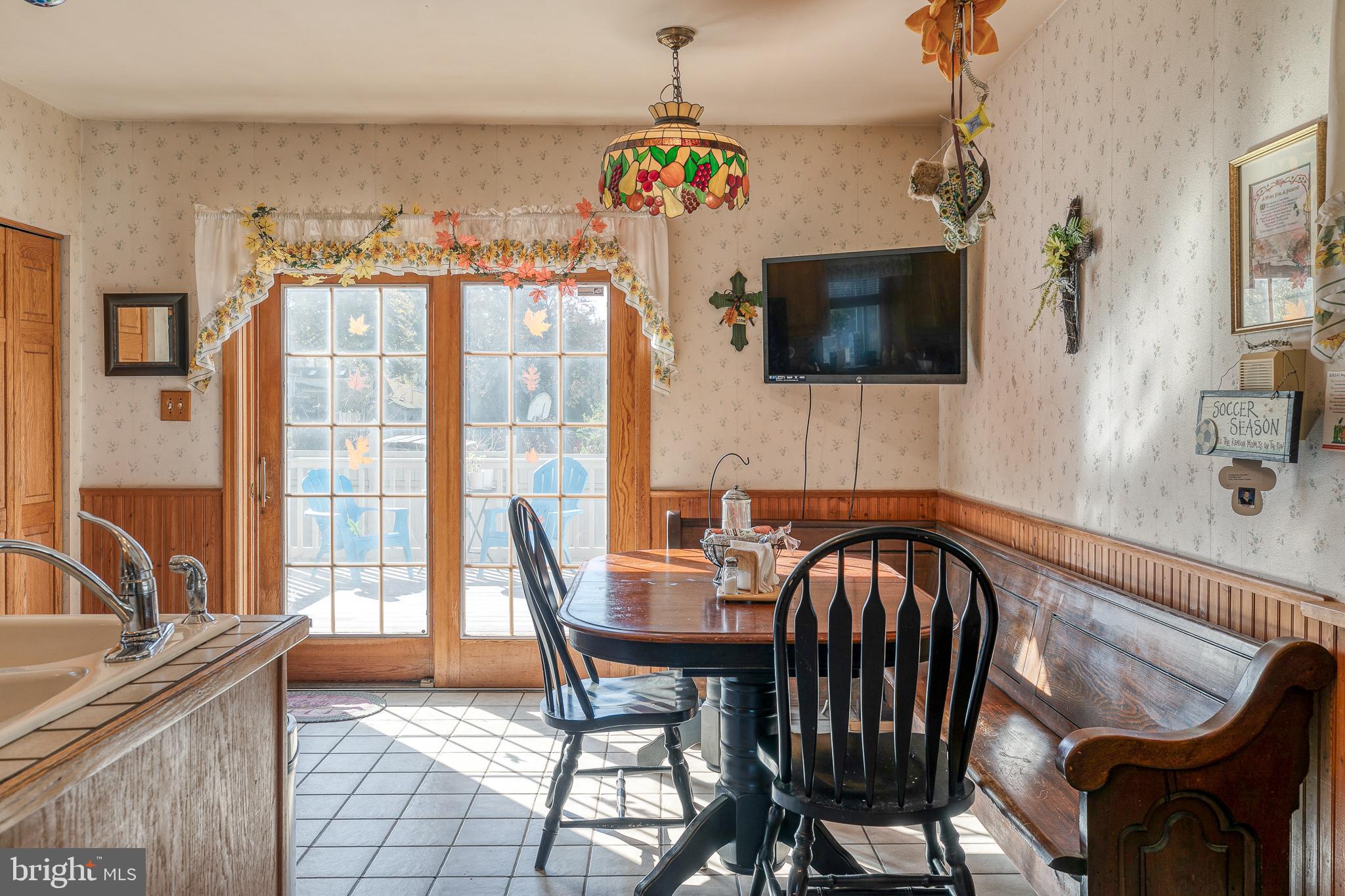 3332 Welsh Road Philadelphia, PA 19136 - Photo 15 of 49 Eat In Kitchen