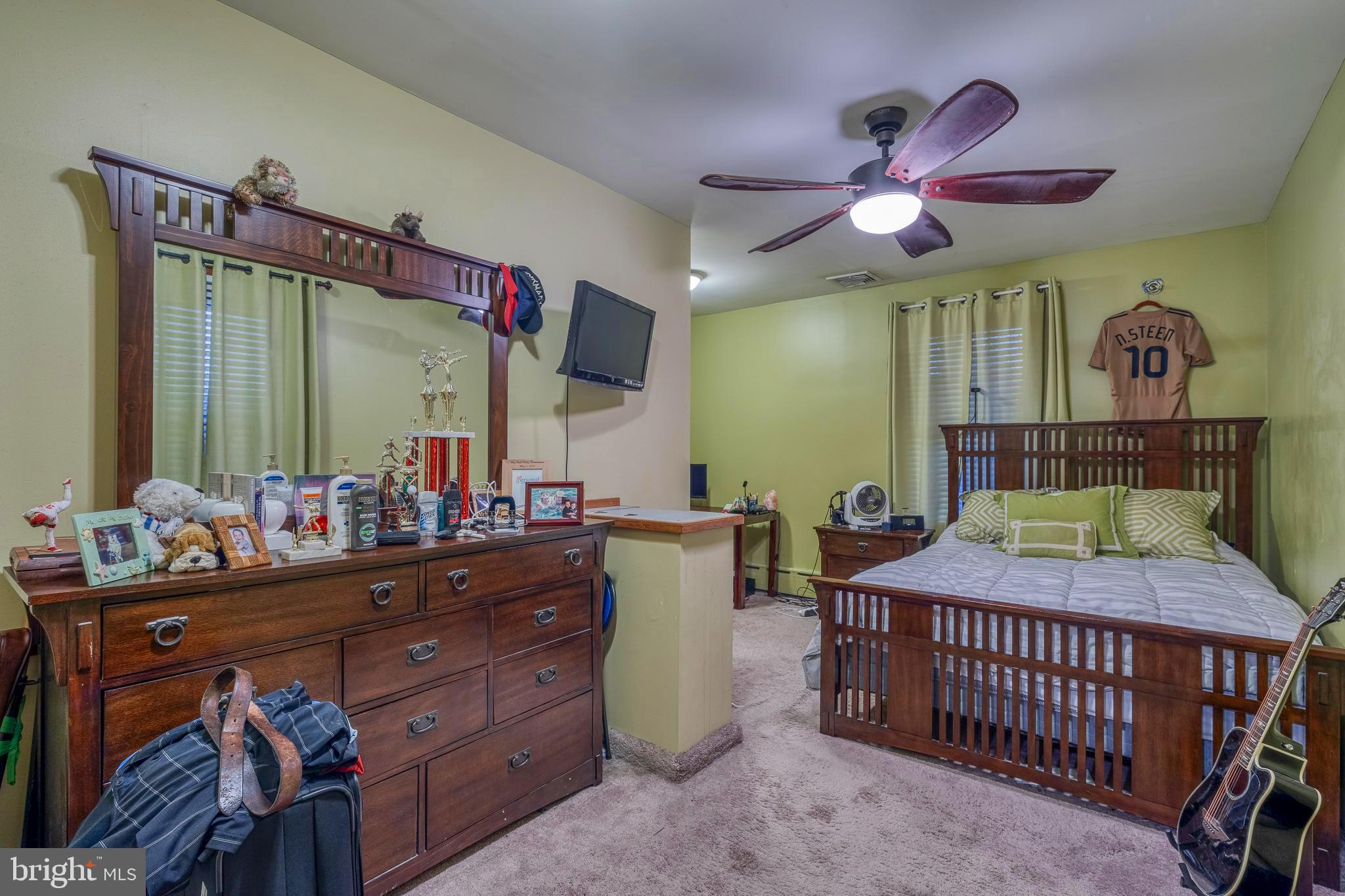 3332 Welsh Road Philadelphia, PA 19136 - Photo 41 of 49 3rd Bedroom