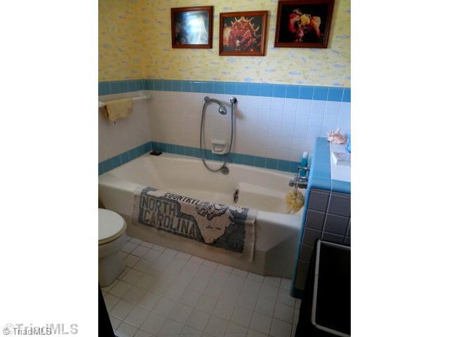 3181 Guerrant Springs Road Ruffin, NC 27326 - Photo 8 of 16 Master Bath/Spa.