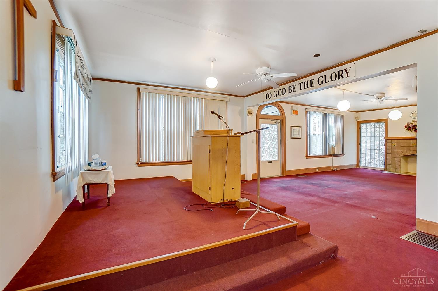 6420 Montgomery Road Cincinnati, OH 45213 - Photo 5 of 15 Gallery Image 5