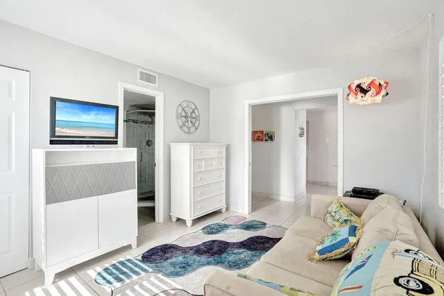 $185,000 | 1435 Southwest 27th Avenue, Unit 101, Delray Beach, FL 33445