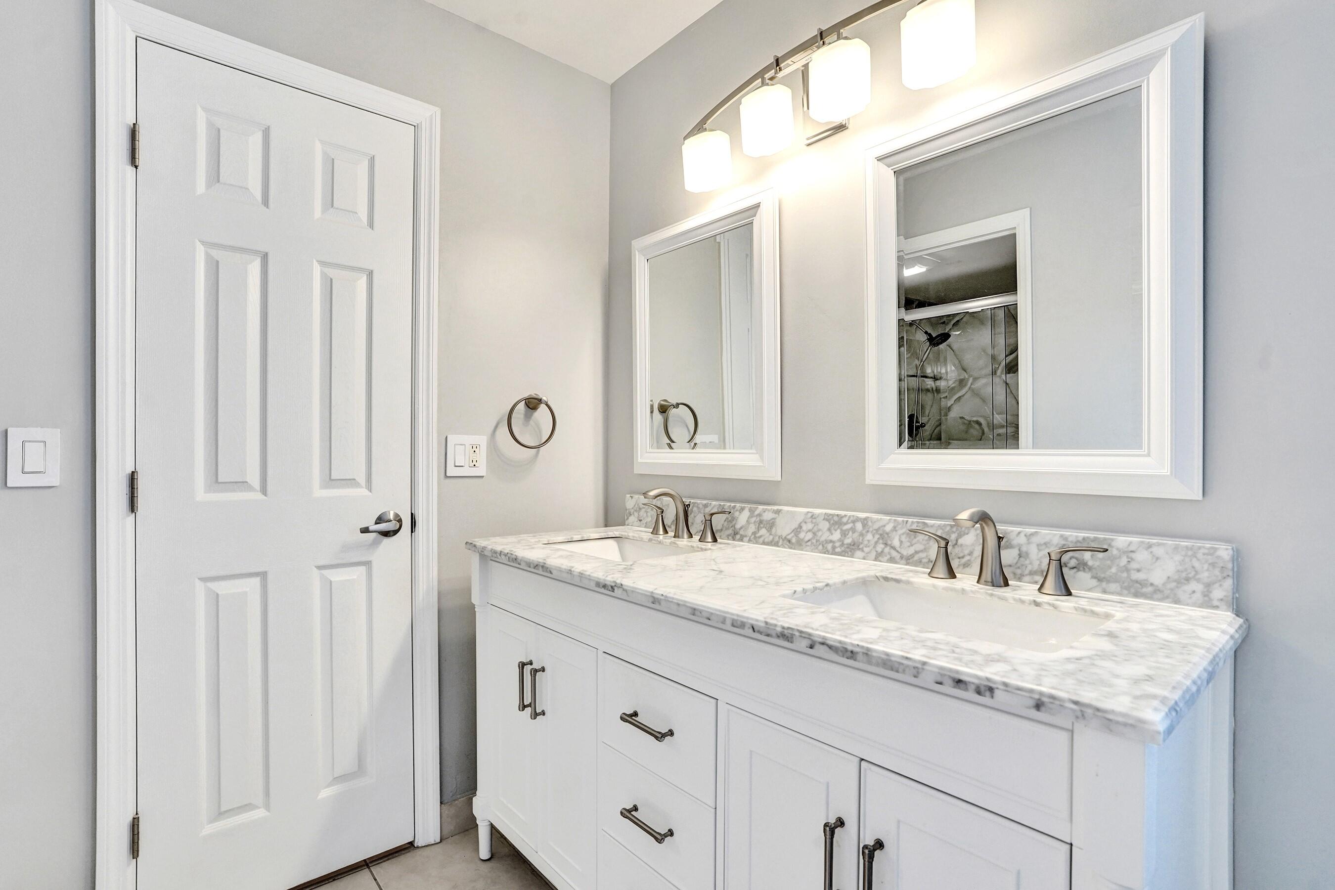 1435 Southwest 27th Avenue, Unit 101 Delray Beach, FL 33445 - Photo 40 of 59 MASTER DRESSING Area