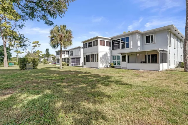 $185,000 | 1435 Southwest 27th Avenue, Unit 101, Delray Beach, FL 33445