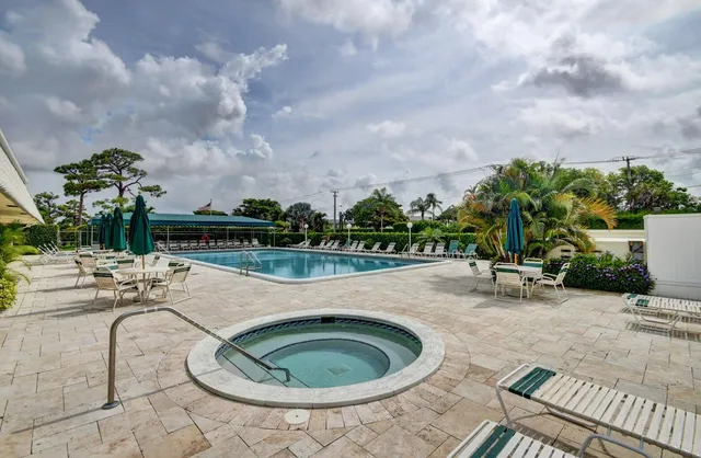 $185,000 | 1435 Southwest 27th Avenue, Unit 101, Delray Beach, FL 33445