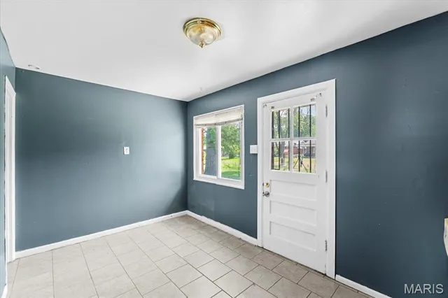 $85,000 | 912 Lebon Drive, St. Louis, MO 63137