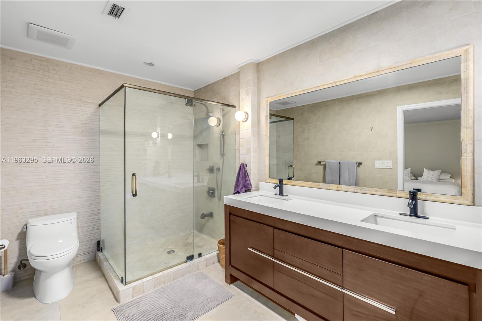 8295 Southwest 116th Street Miami, FL 33156 - Photo 22 of 45 Primary bathroom