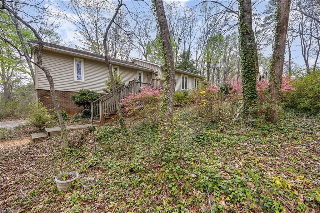 1430 Chesterfield Road Lewisville, NC 27023 - Photo 5 of 39 Gallery Image 5