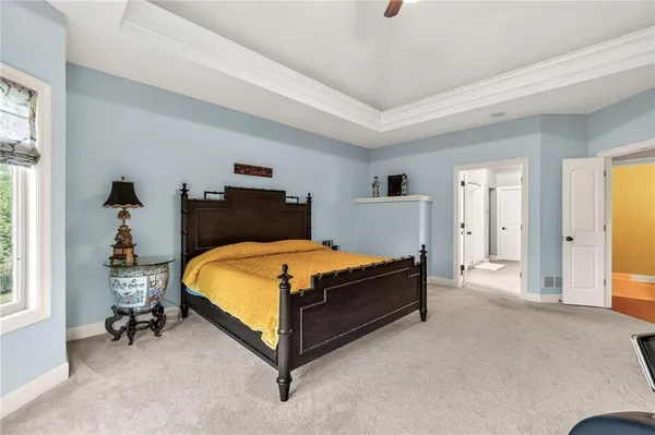 $750,000 | 8829 North Glenwood Avenue, Kansas City, MO 64157