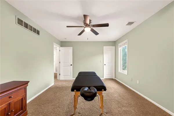 $750,000 | 8829 North Glenwood Avenue, Kansas City, MO 64157