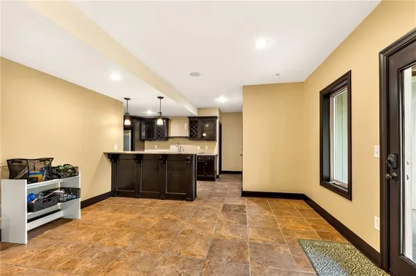 $750,000 | 8829 North Glenwood Avenue, Kansas City, MO 64157