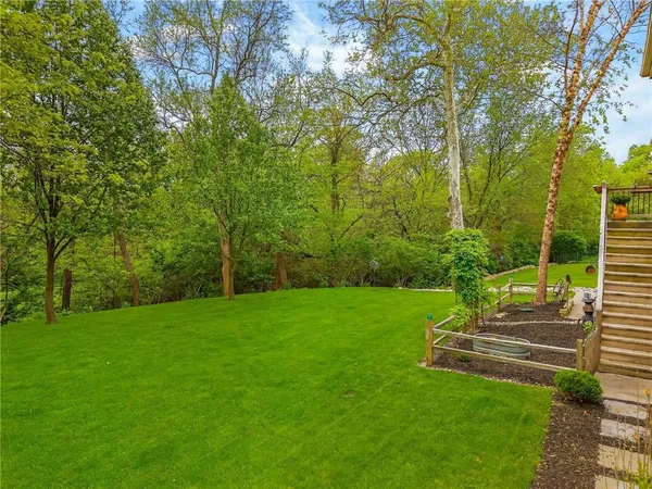 $750,000 | 8829 North Glenwood Avenue, Kansas City, MO 64157