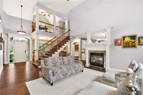 $750,000 | 8829 North Glenwood Avenue, Kansas City, MO 64157