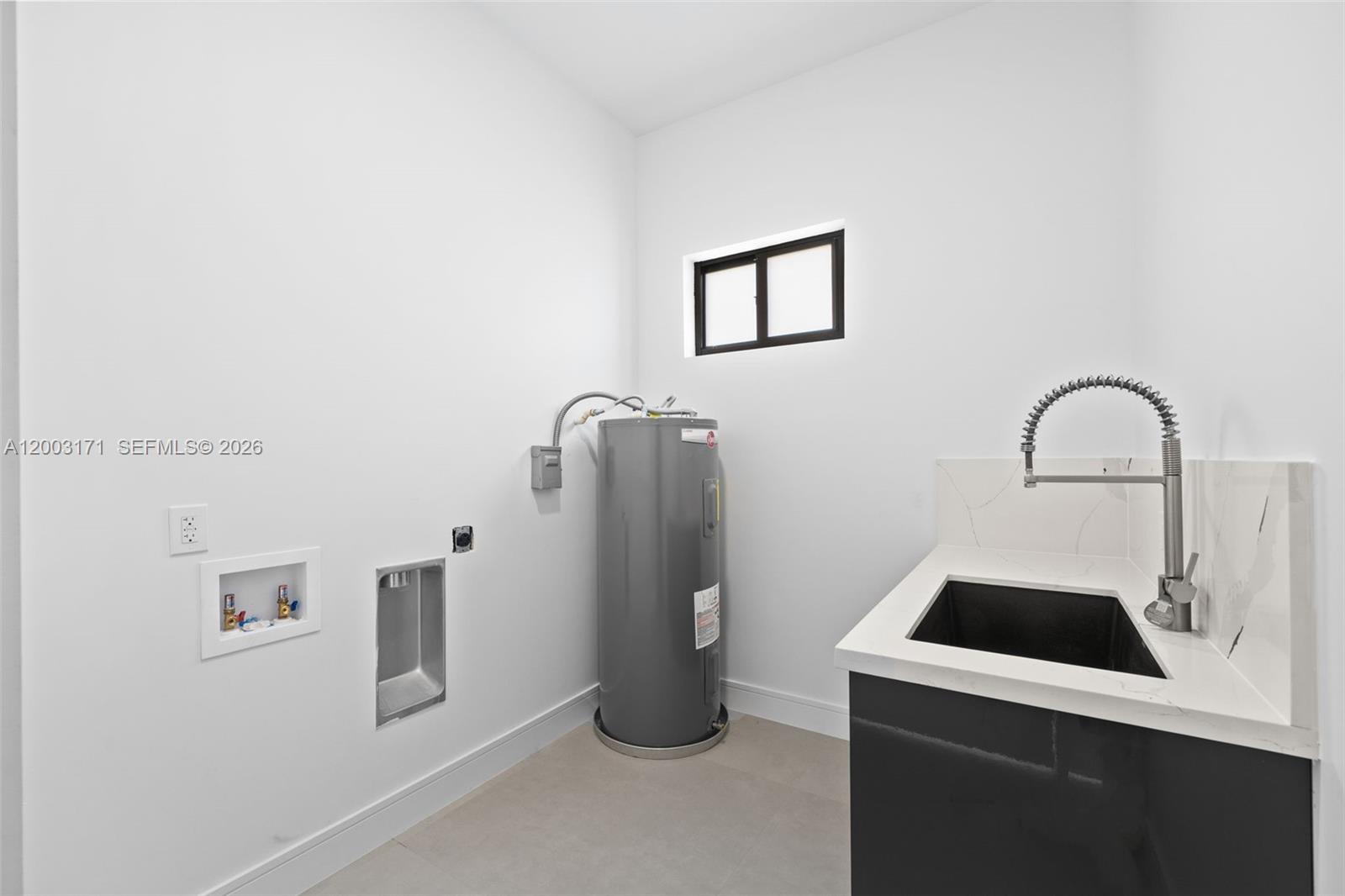 29705 Southwest 187th Avenue Homestead, FL 33030 - Photo 27 of 55 Utility/Laundry Room