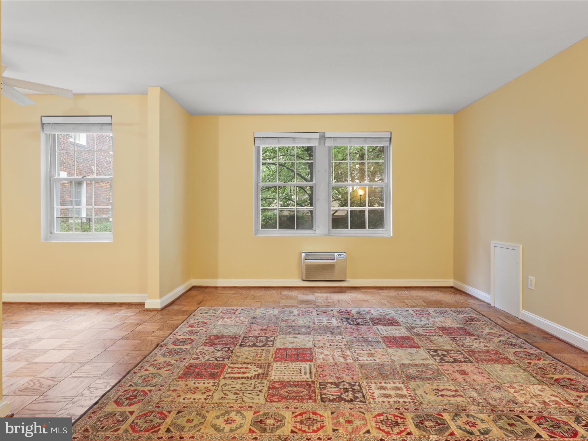 3051 Idaho Avenue Northwest, Unit 101 Washington, DC 20016 - Photo 3 of 30 Living Area