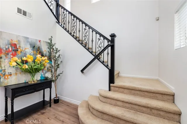 a house view with a outdoor space