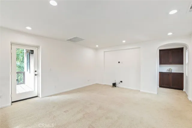 a view of an outdoor space