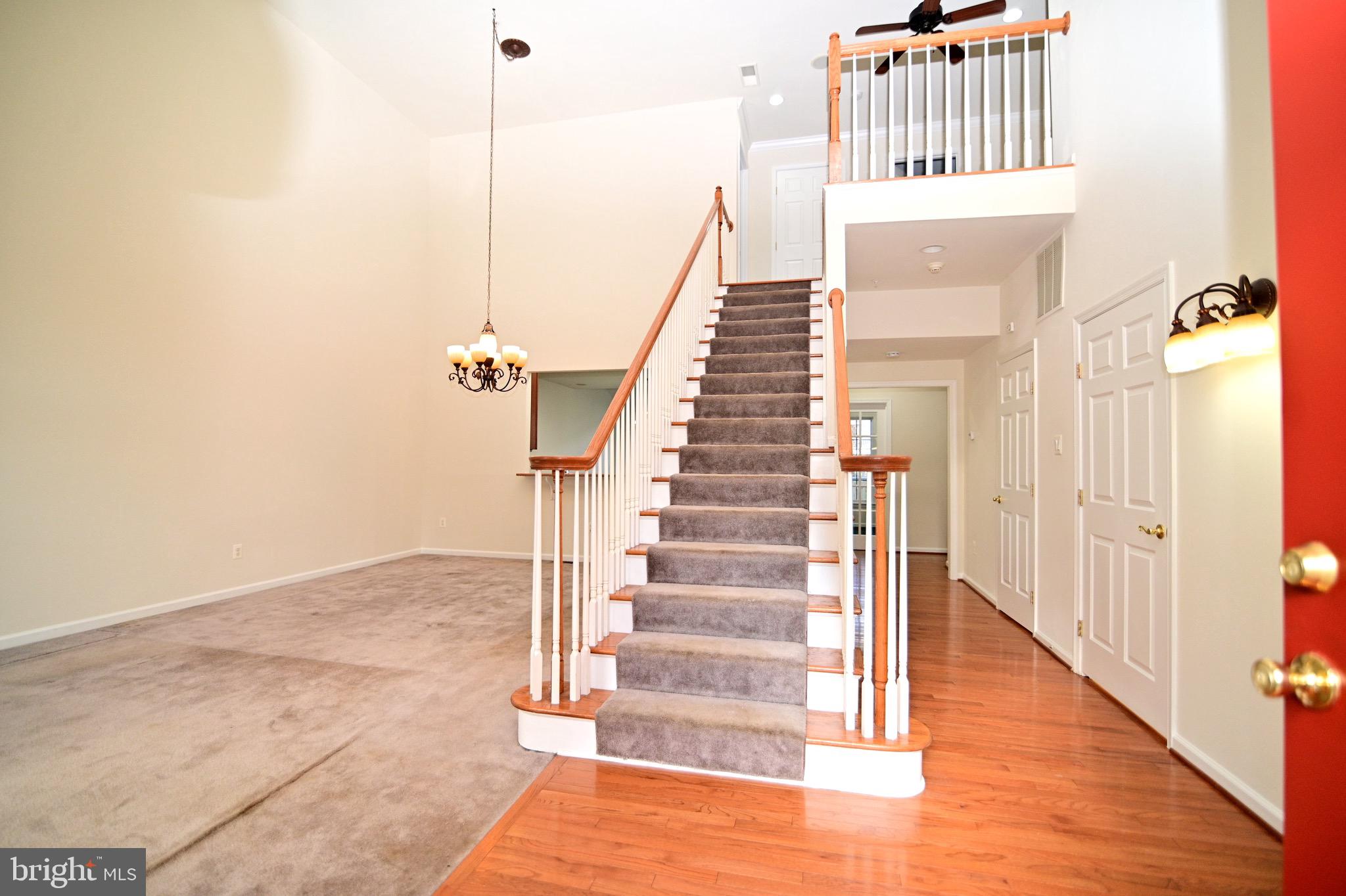 9802 Hillandale Way, Unit 23 Bowie, MD 20721 - Photo 3 of 28 Entry Foyer and Hall