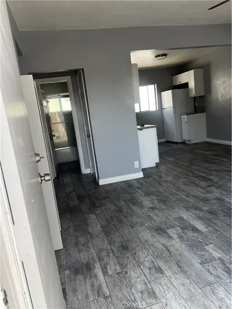 $2,700 | 120 West 73rd Street, Los Angeles, CA 90003