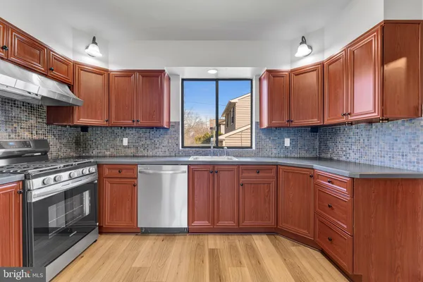 $439,900 | 10 Coles Avenue, Cherry Hill, NJ 08002