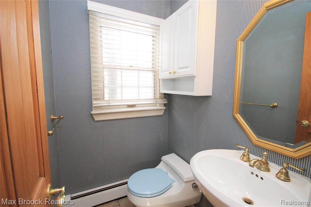 3138 Gilbert Ridge Drive West Bloomfield, MI 48322 - Photo 17 of 26