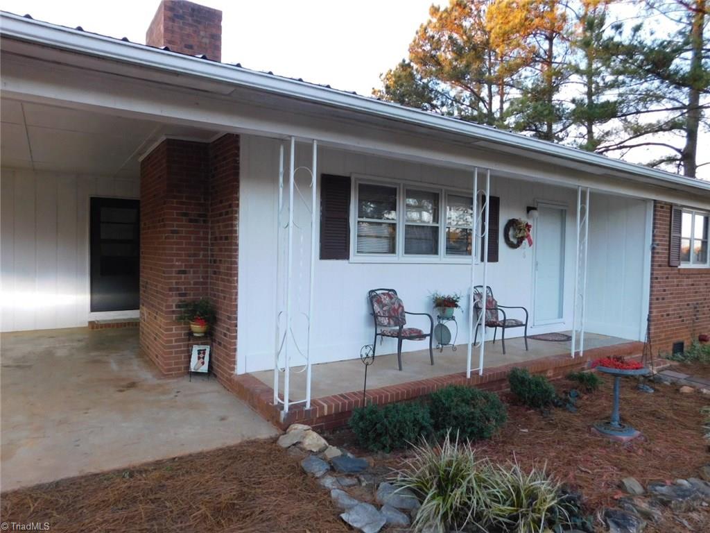 1926 Hill Road Lexington, NC 27292 - Photo 2 of 18 FRONT OF HOME