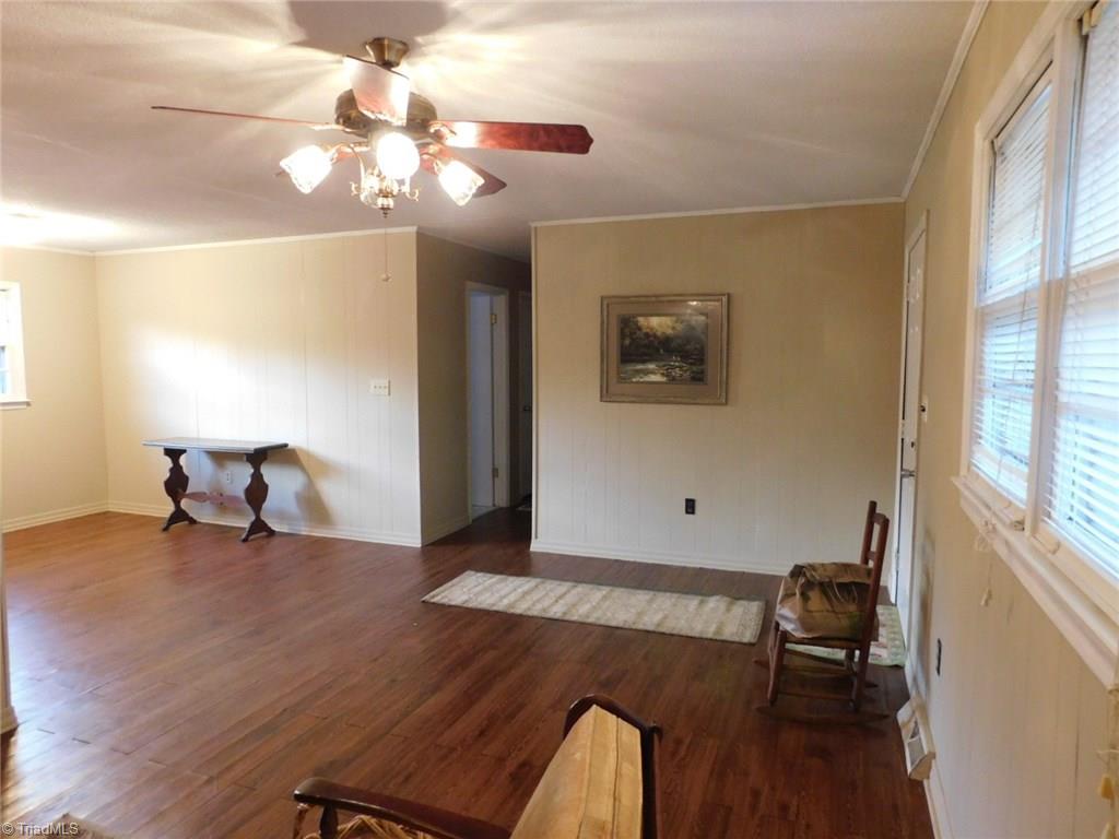 1926 Hill Road Lexington, NC 27292 - Photo 4 of 18 LIVING ROOM AND BREAKFAST AREA