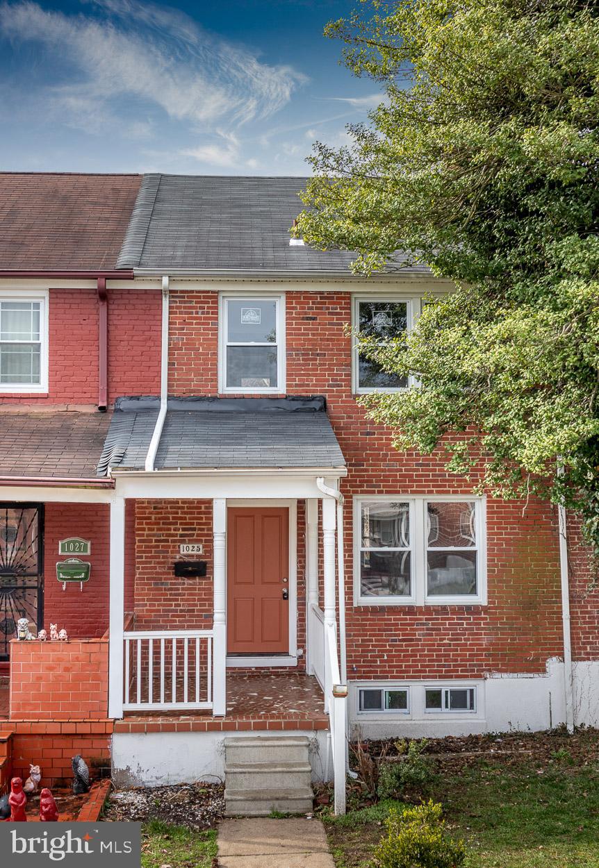 1025 St Dunstans Road Baltimore, MD 21212 - Photo 2 of 29
