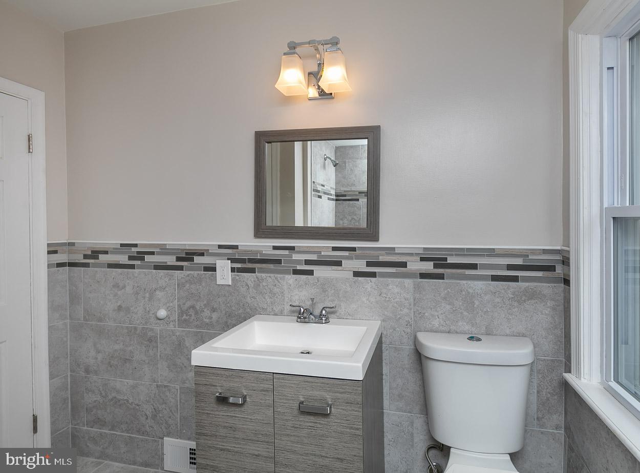 1025 St Dunstans Road Baltimore, MD 21212 - Photo 20 of 29