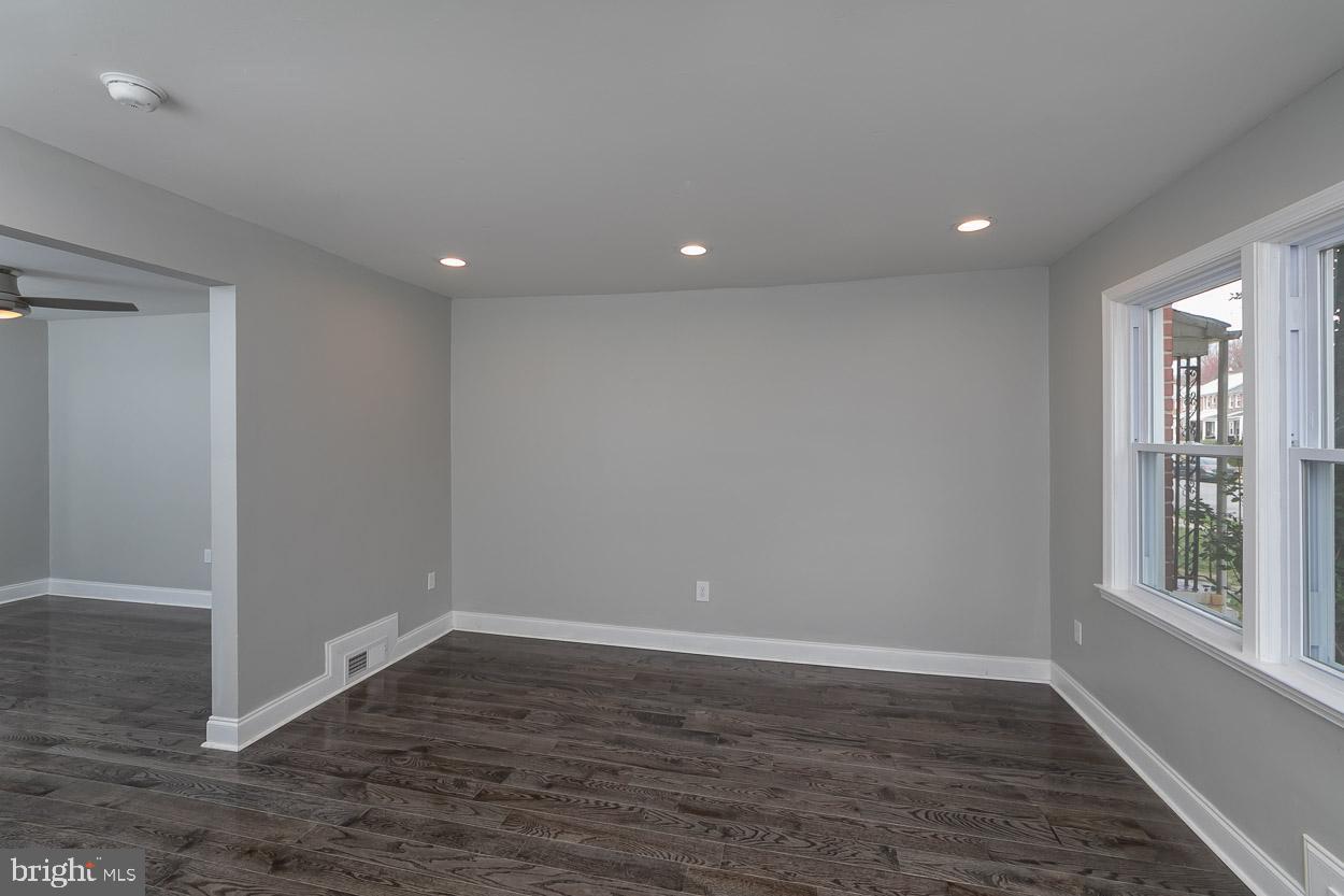 1025 St Dunstans Road Baltimore, MD 21212 - Photo 8 of 29
