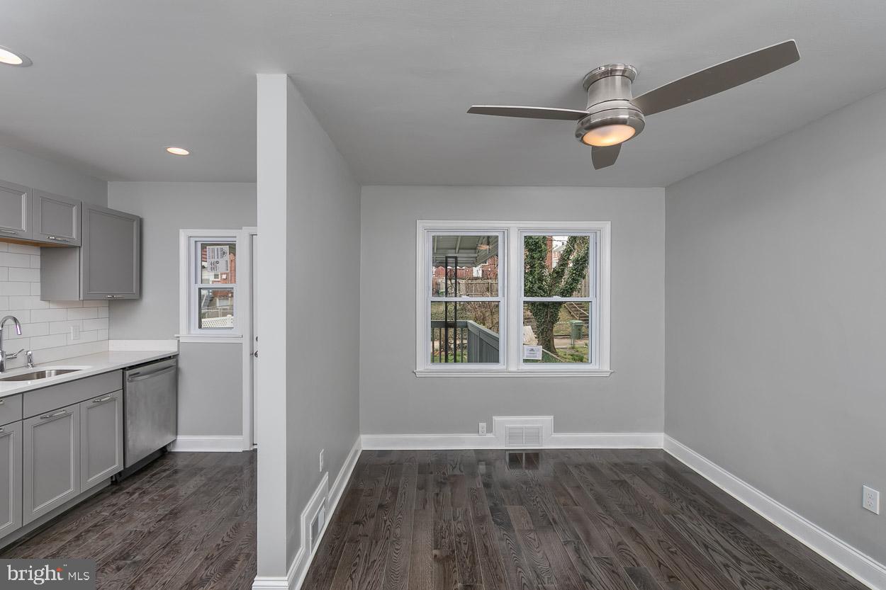 1025 St Dunstans Road Baltimore, MD 21212 - Photo 10 of 29