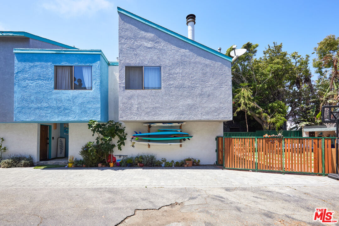 29231 Heathercliff Road, Unit 2 Malibu, CA 90265 - Photo 26 of 26