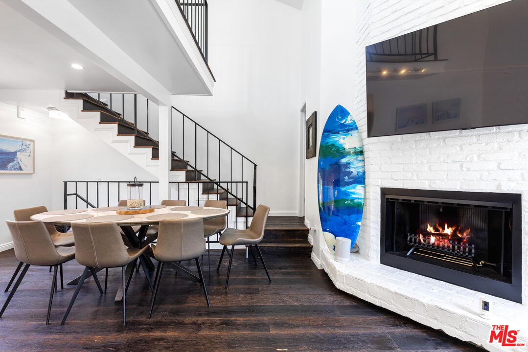 29231 Heathercliff Road, Unit 2 Malibu, CA 90265 - Photo 8 of 26