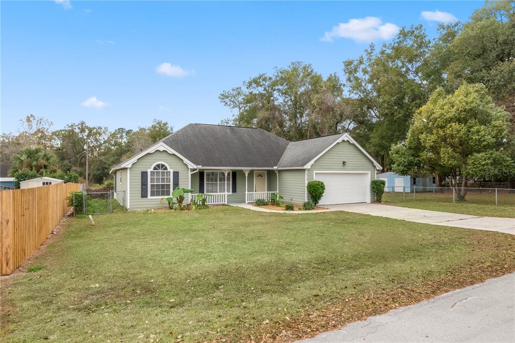 7670 Southwest 80th Place Ocala, FL 34476 - Photo 2 of 44