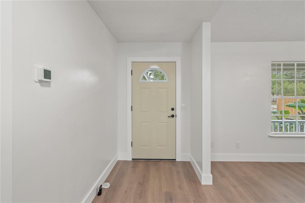 7670 Southwest 80th Place Ocala, FL 34476 - Photo 5 of 44