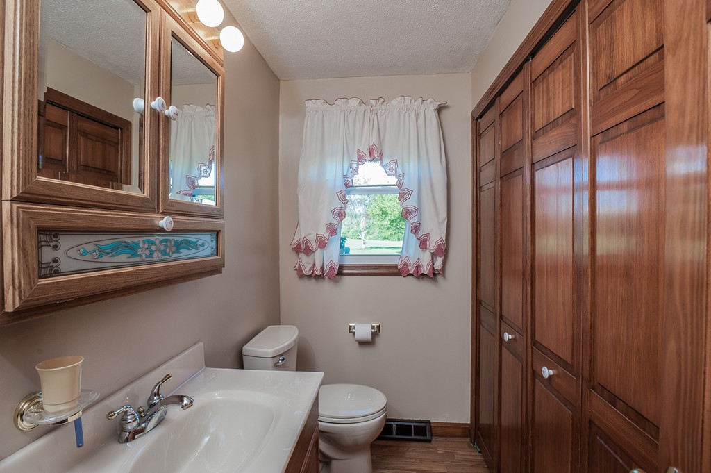 4 Reed Farm Road Lakeville, MA 02347 - Photo 9 of 19 Gallery Image 9