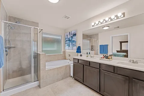 $325,000 | 6502 Wilshire Lakes, Houston, TX 77040